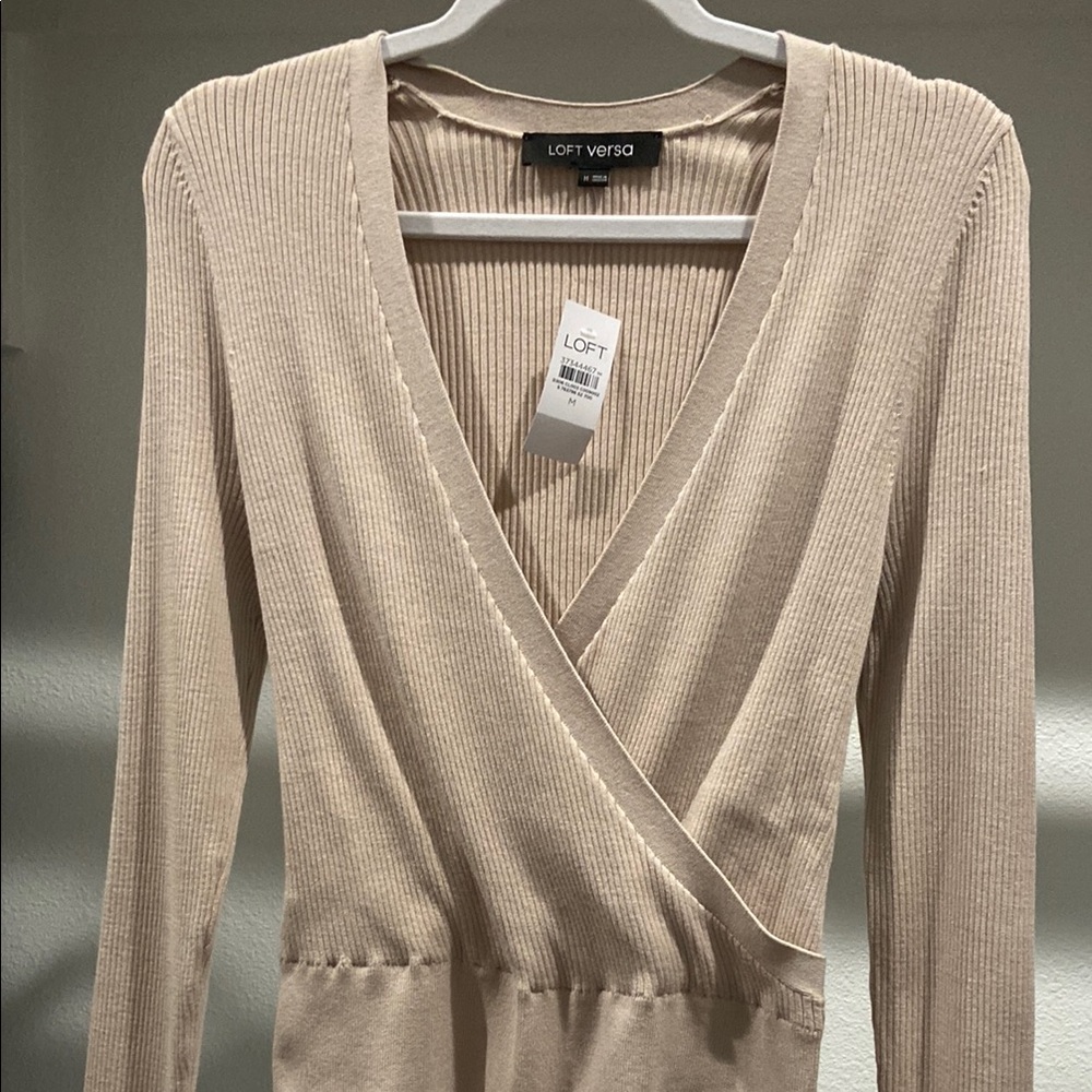 LOFT Versa Tan Ribbed Wrap top